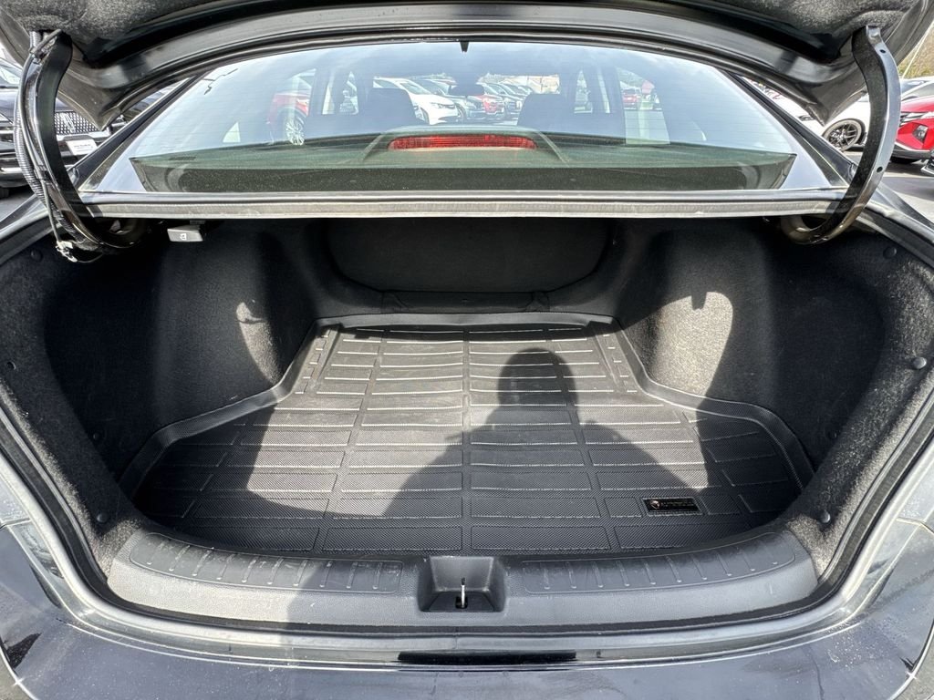 Used 2025 Black Honda LX image 9