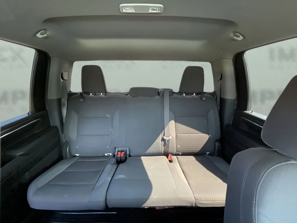 Used 2024 White Chevrolet LT image 40