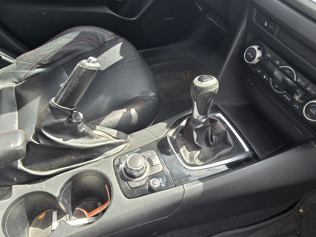 Used 2016 Liquid Silver Metallic Mazda s Grand Touring image 11