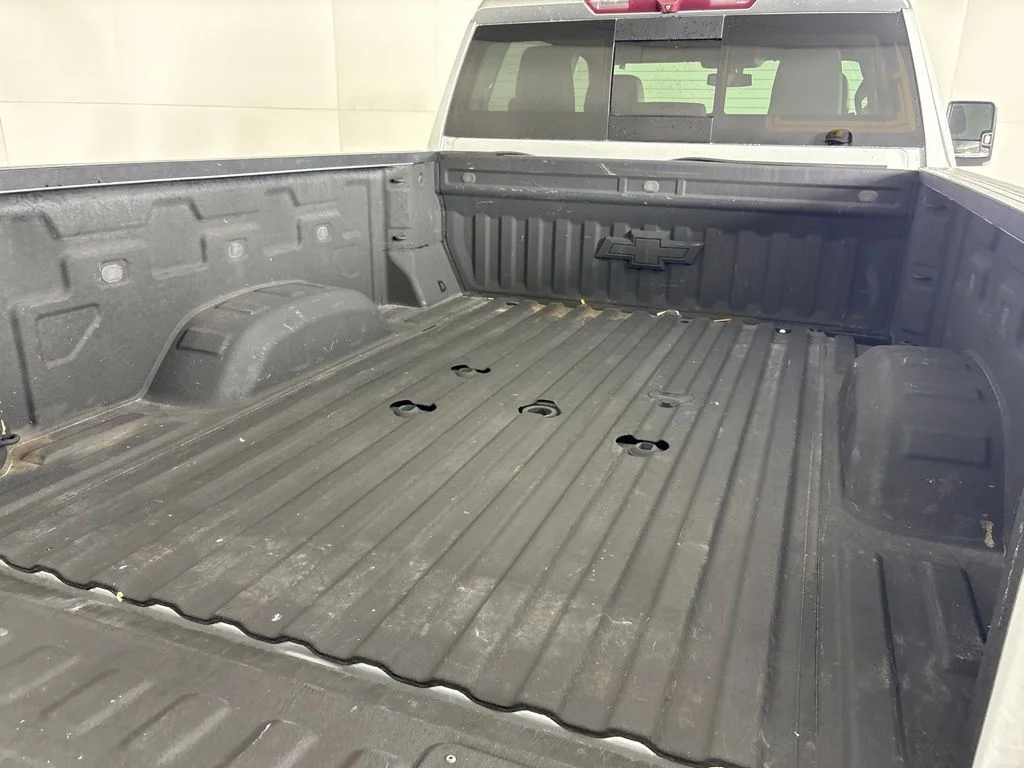Used 2021 Silver Chevrolet LTZ image 18