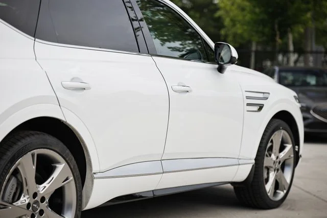 Used 2023 Uyuni White Genesis 3.5T Prestige image 8