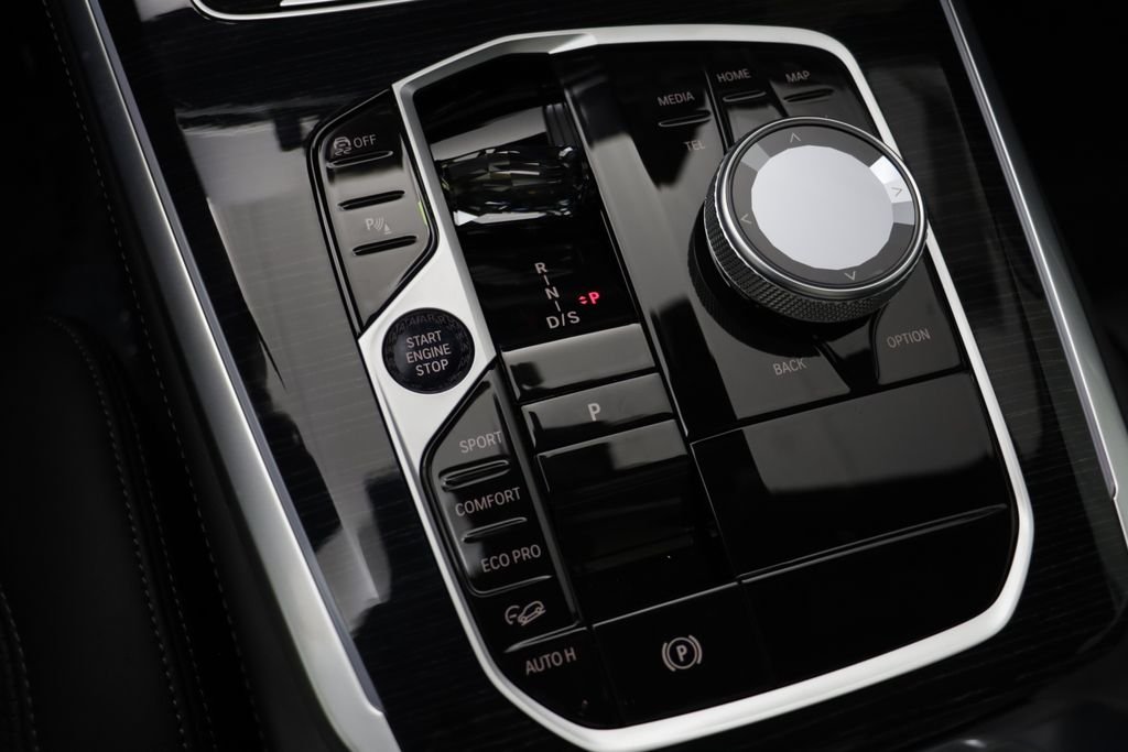 New 2026 Black Sapphire Metallic BMW xDrive40i image 14