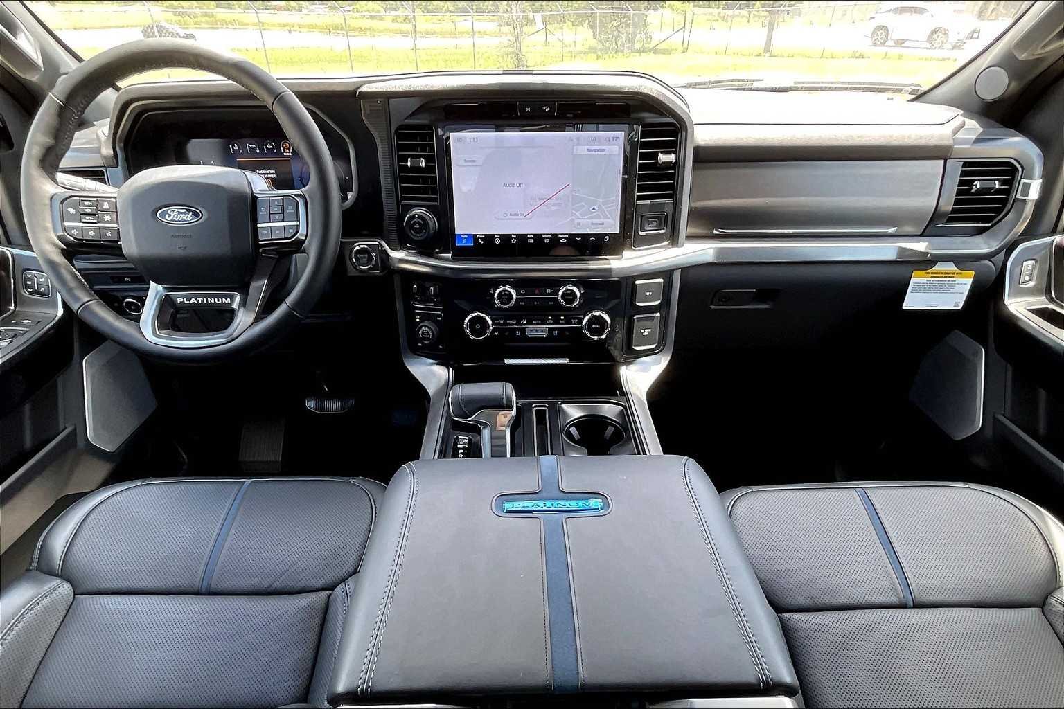 Used 2025 Antimatter Blue Metallic Ford Platinum image 13