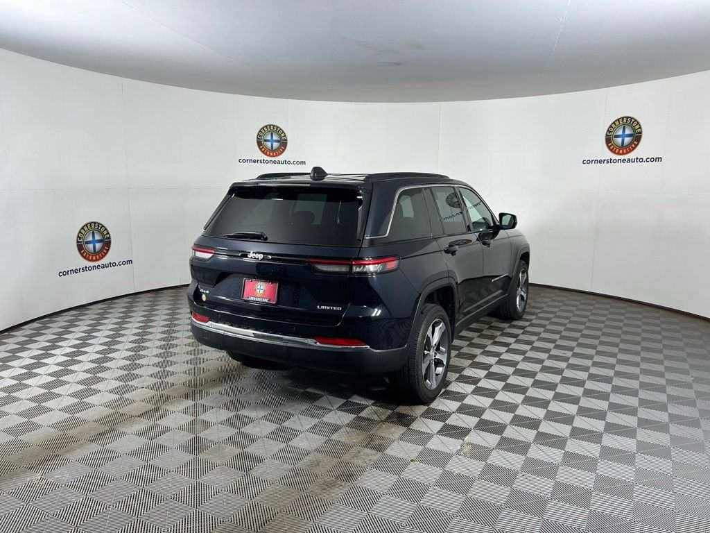 Used 2024 Black Jeep Limited image 17