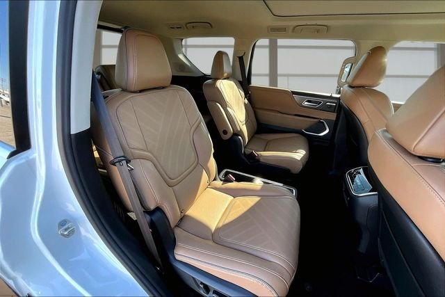 2027 INFINITI QX80 Luxe - Photo 26