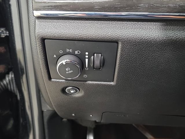 Used 2017 Black Jeep Limited image 25