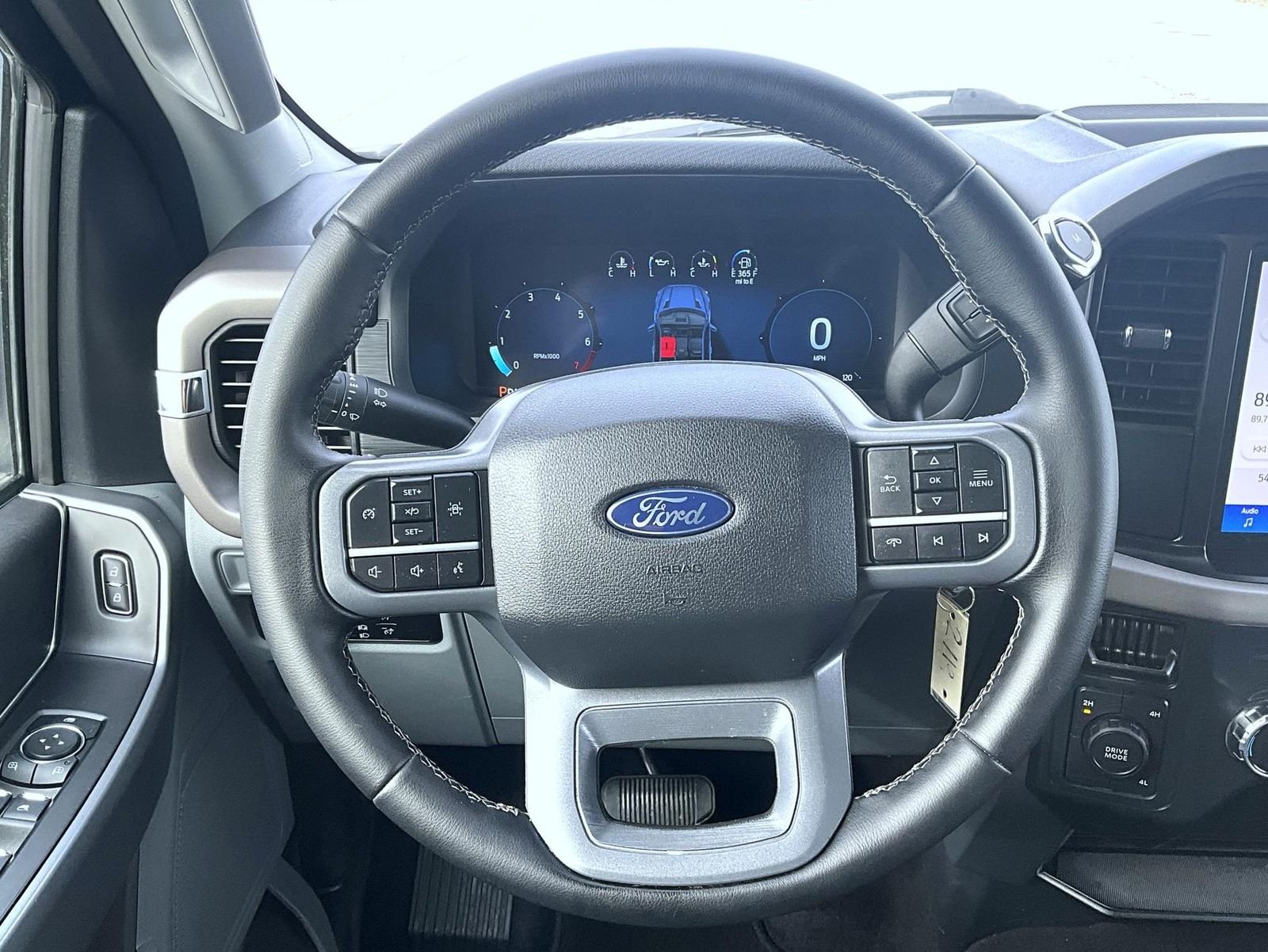 Used 2025 Gray Ford XLT image 11