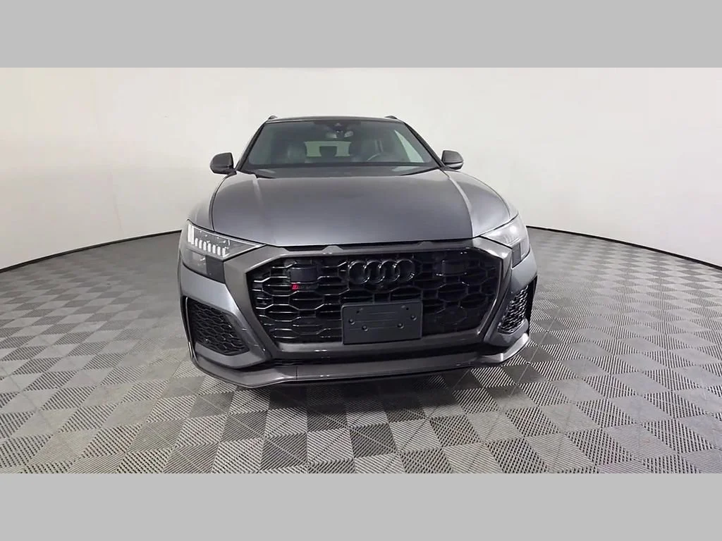 Used 2024 Daytona Gray Pearl Effect Audi 4.0T image 51