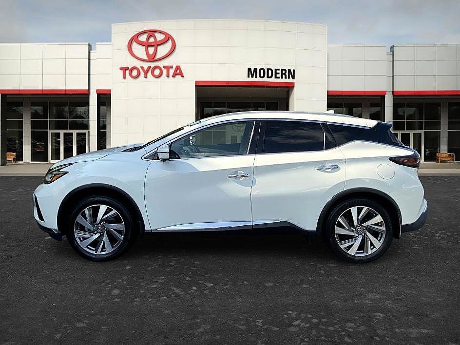 Used 2019 Pearl White Tricoat Nissan SL image 7