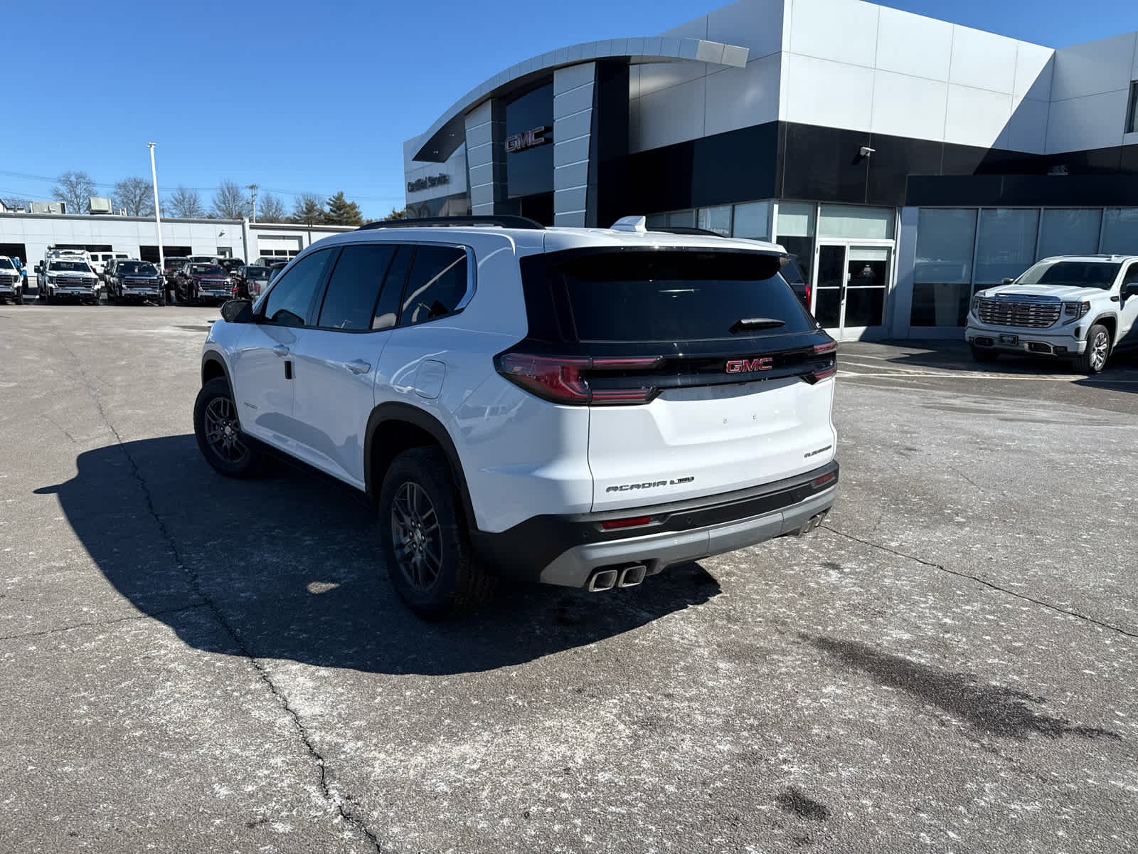 2026 GMC Acadia Elevation - Photo 5