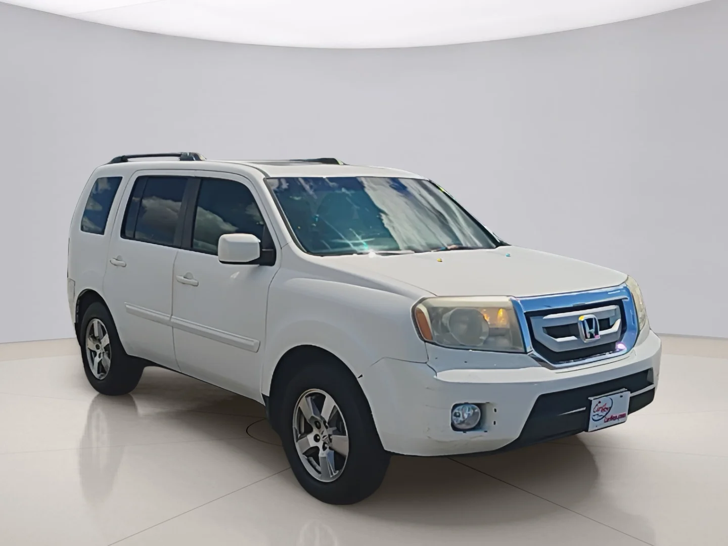 Used 2010 White Honda EX-L 4WD image 7