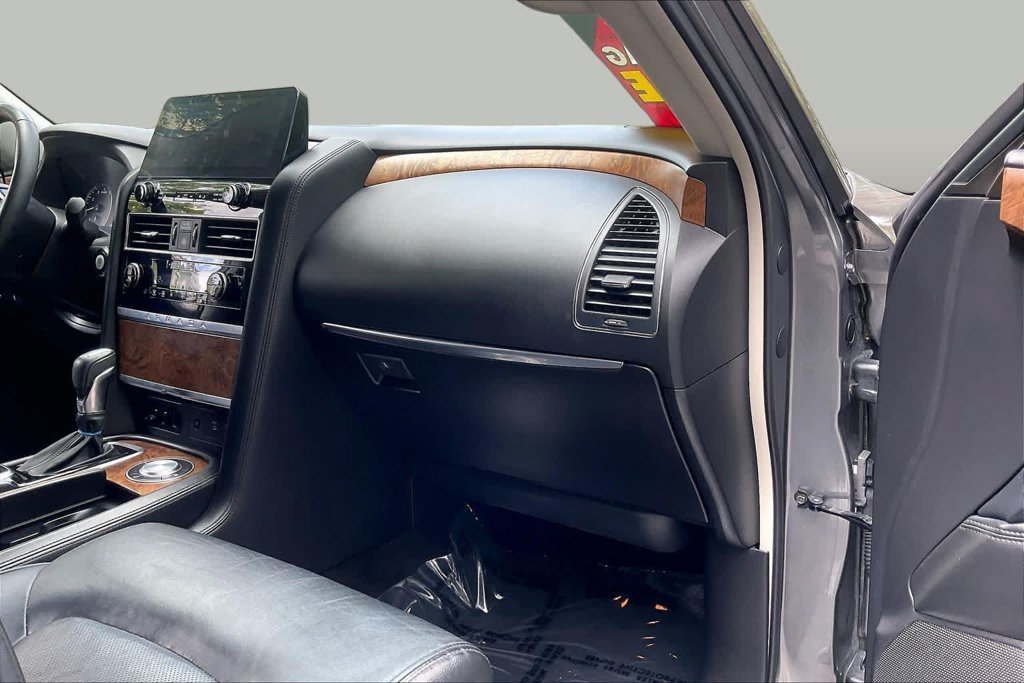 Used 2022 Gray Nissan SL image 17