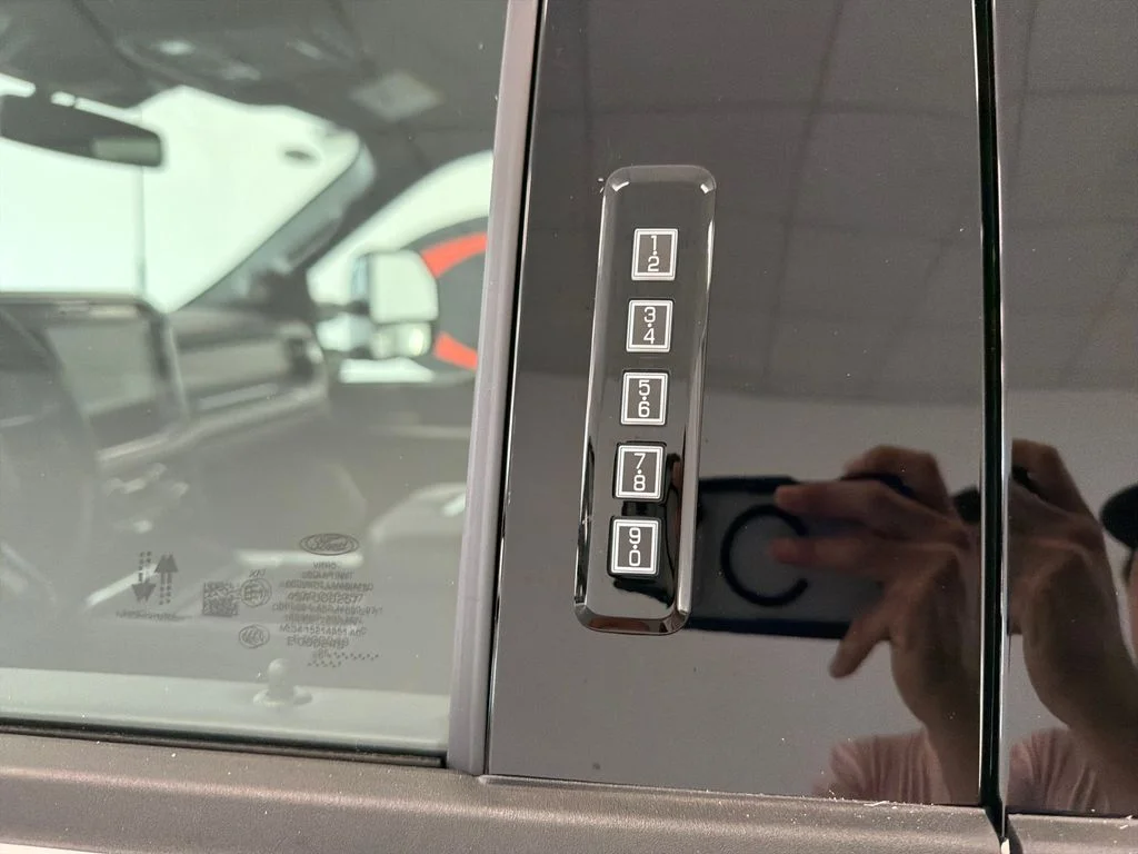 New 2026 White Ford Platinum image 8