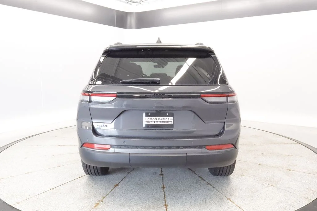 New 2026 Baltic Gray Metallic Clearcoat Jeep Limited image 16