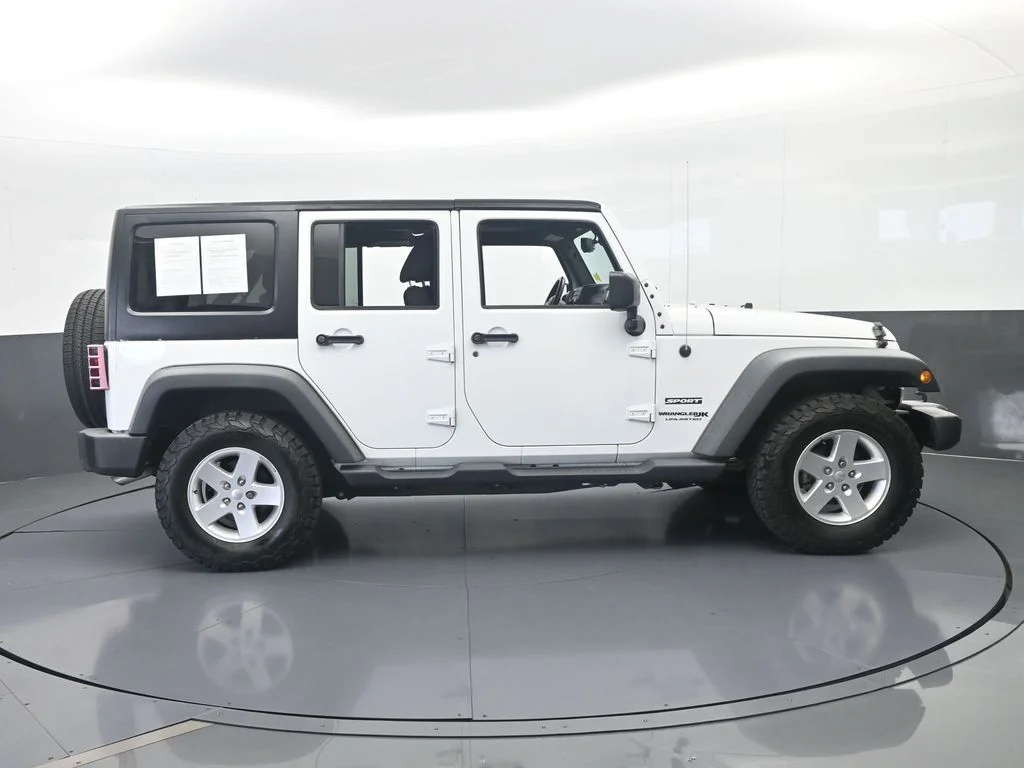 Used 2018 Bright White Clearcoat Jeep Unlimited Sport image 6