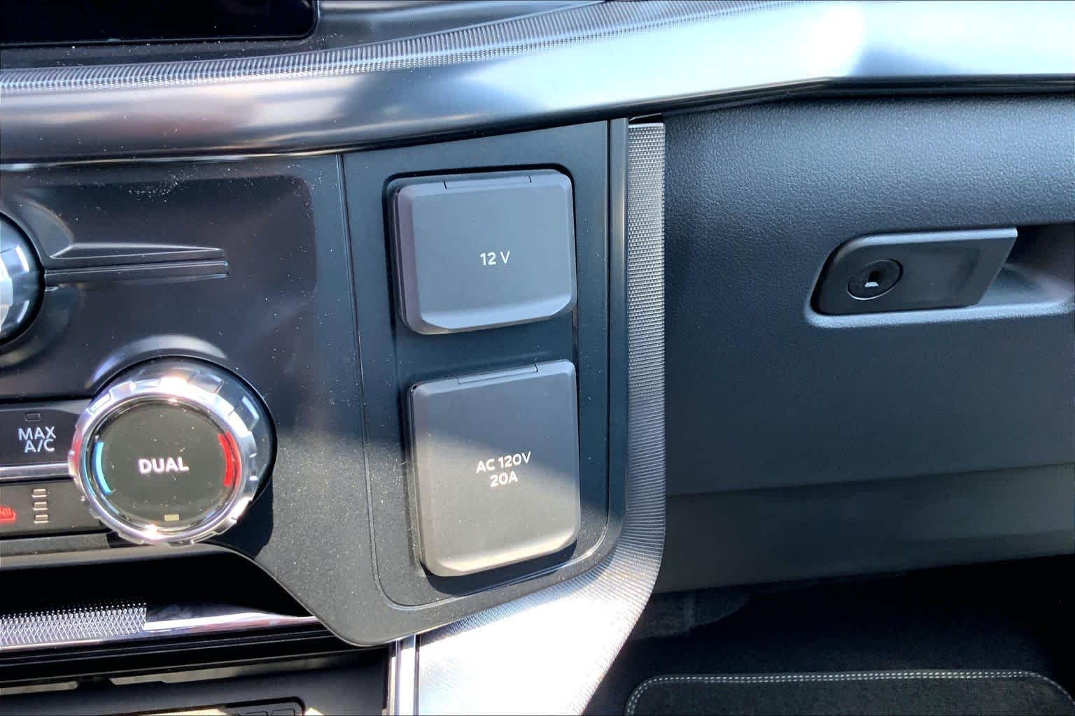 New 2026 Agate Black Metallic Ford Platinum® image 20