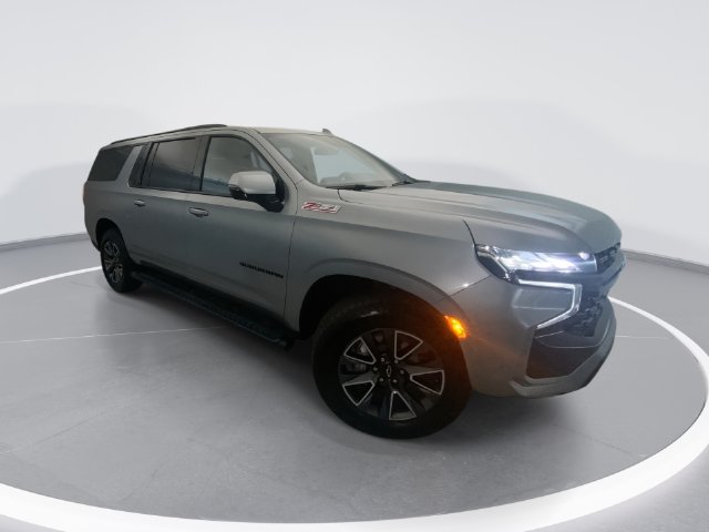 Used 2023 Gray Chevrolet Z71 image 1