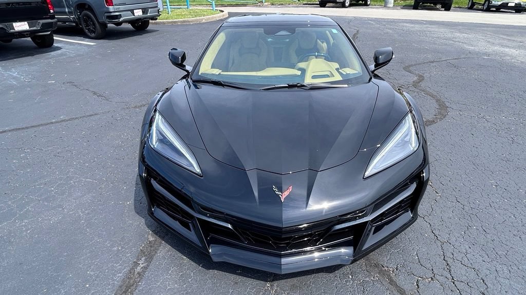 Used 2024 Chevrolet Corvette 3LZ with VIN 1G1YF3D32R5608991 for sale in Kansas City