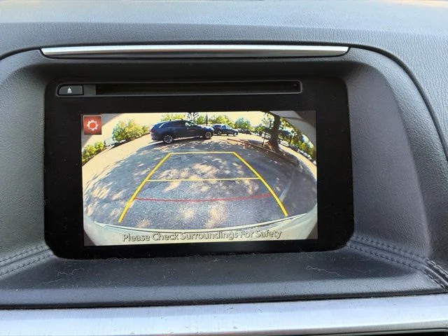 Used 2016 White Mazda Touring image 16