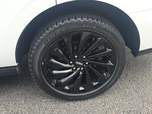 Used 2021 White Lincoln Black Label image 13