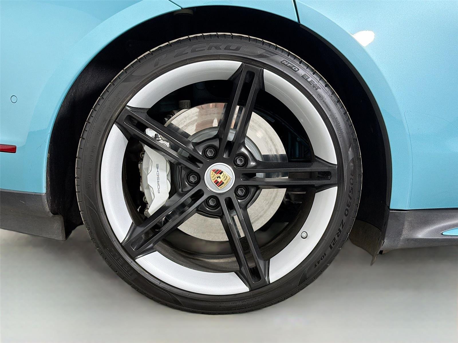 Certified Used 2024 Paint to Sample Porsche 4S image 13