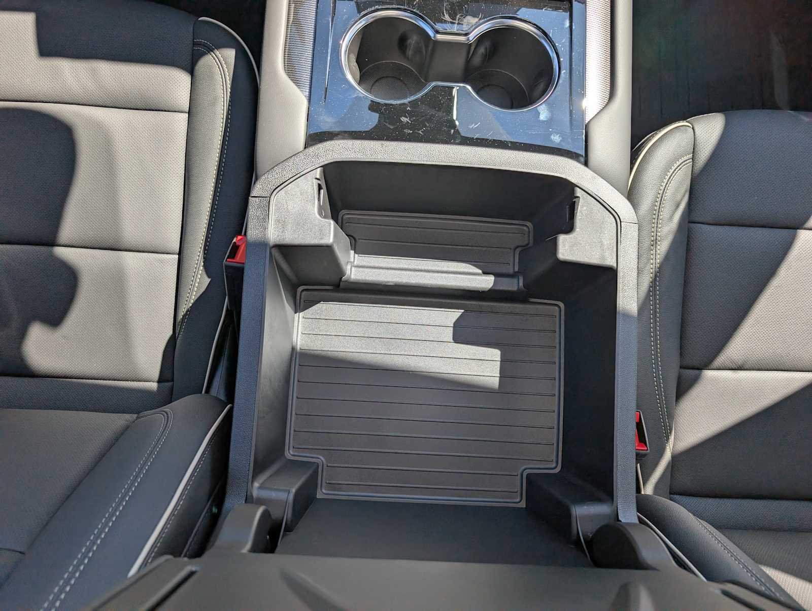 2026 GMC Yukon XL Elevation - Photo 15