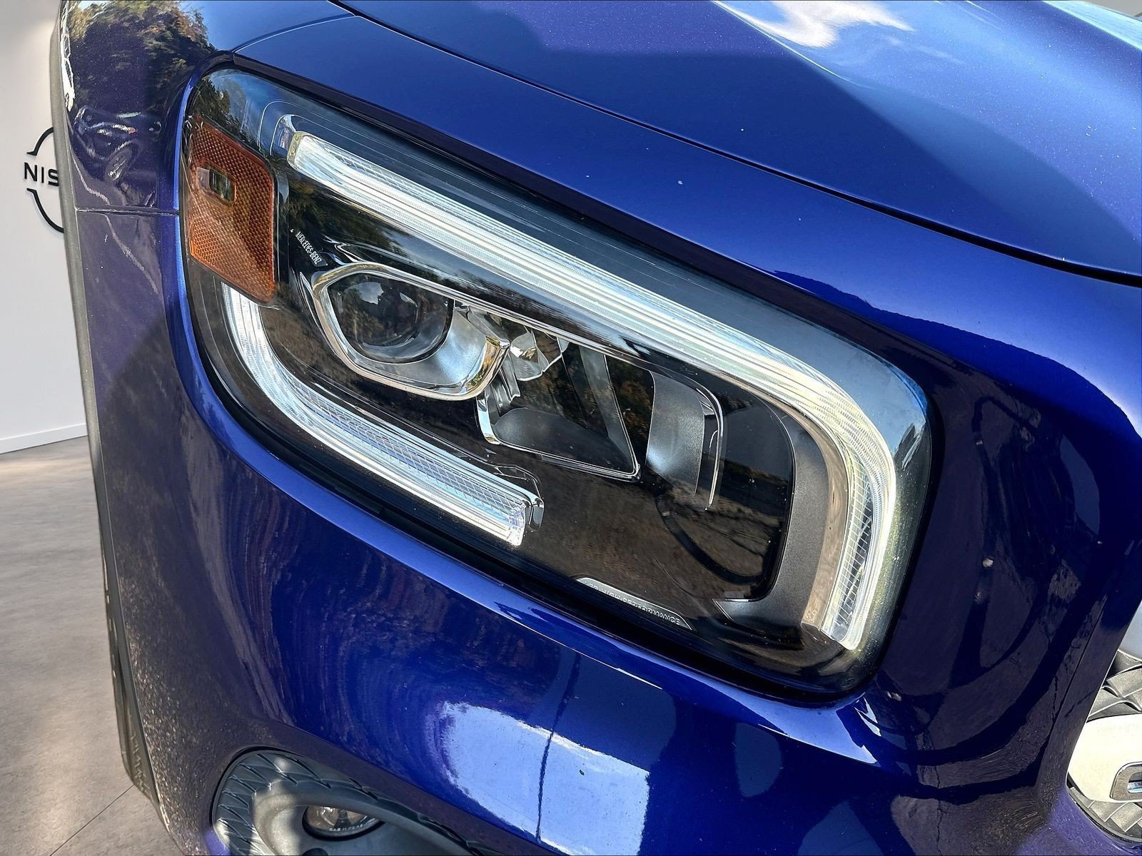 Used 2022 Galaxy Blue Metallic Mercedes-Benz GLB 250 image 34