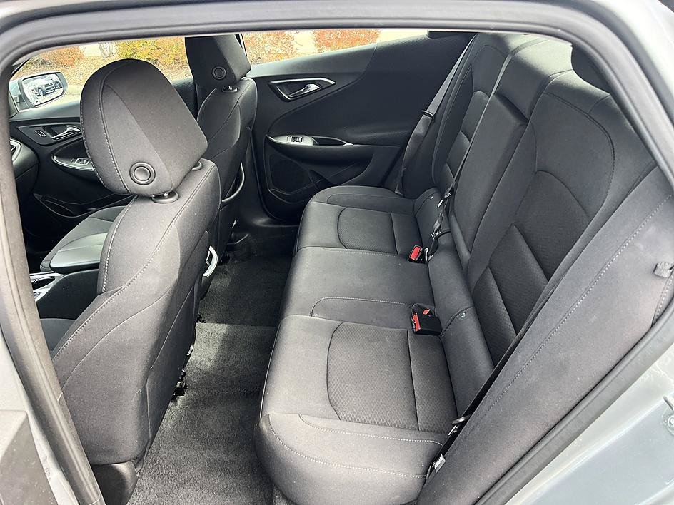 Used 2025 Sterling Gray Metallic Chevrolet LT image 14