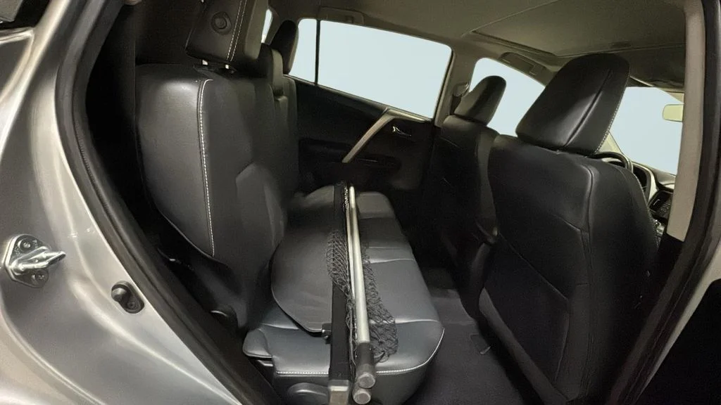 Used 2017 Silver Sky Metallic Toyota Limited image 15