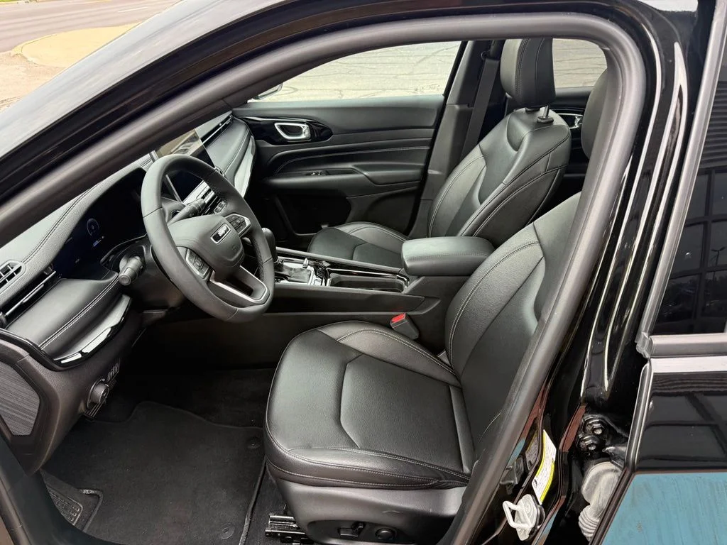 Used 2024 Black Jeep Limited image 14