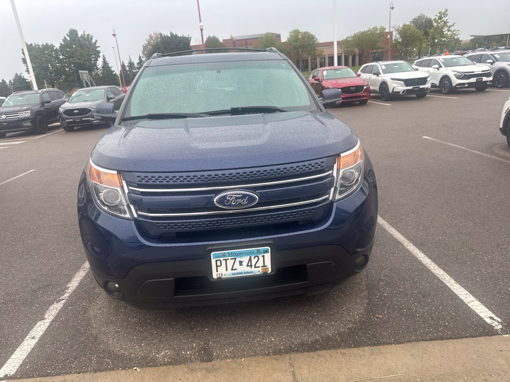 Used 2012 Blue Ford Limited image 2