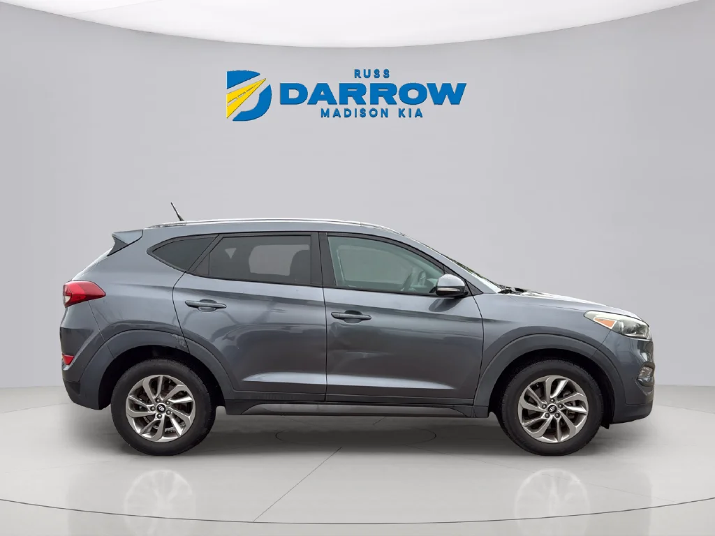 Used 2016 Coliseum Gray Hyundai Eco image 6