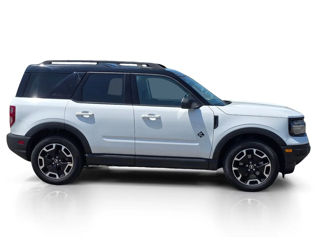 Used 2024 White Ford Outer Banks image 5