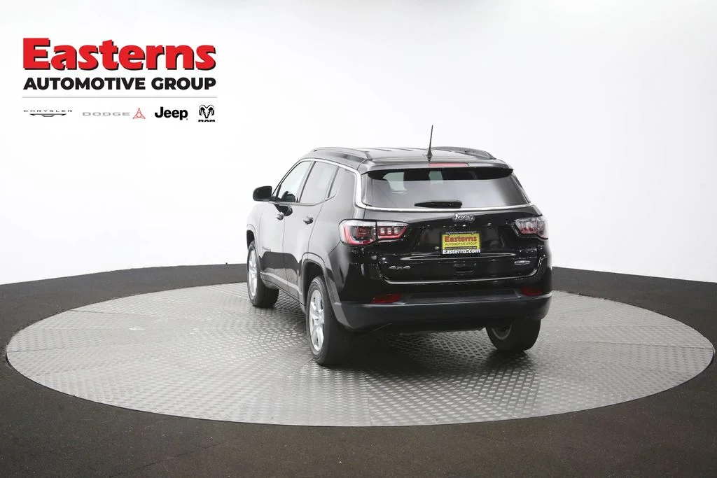 Certified Used 2022 Black Jeep Latitude image 65