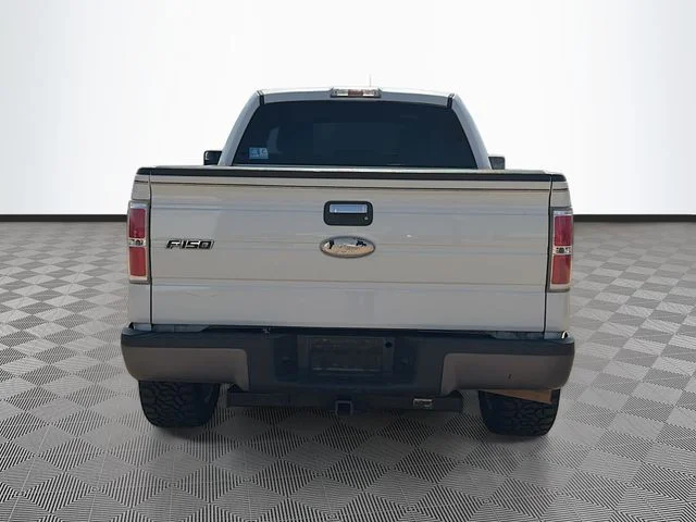 Used 2012 White Ford XL image 6