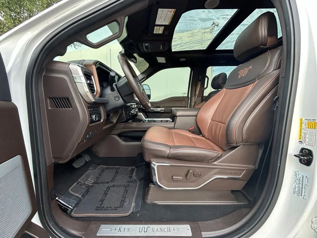 Used 2024 White Metallic Ford King Ranch image 11