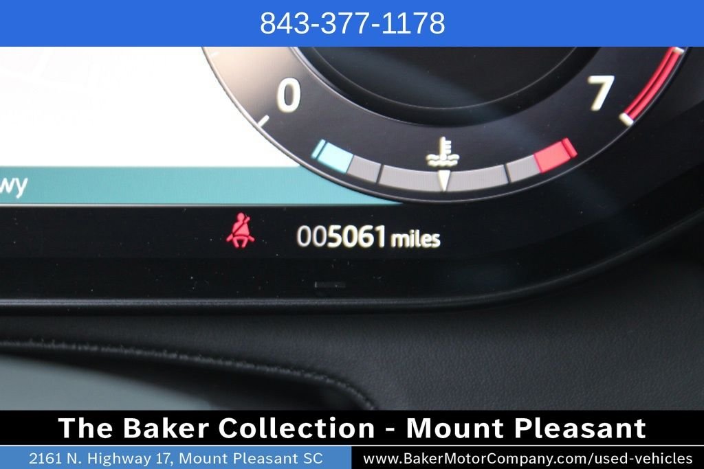 Used 2024 Red Land Rover Dynamic SE image 16