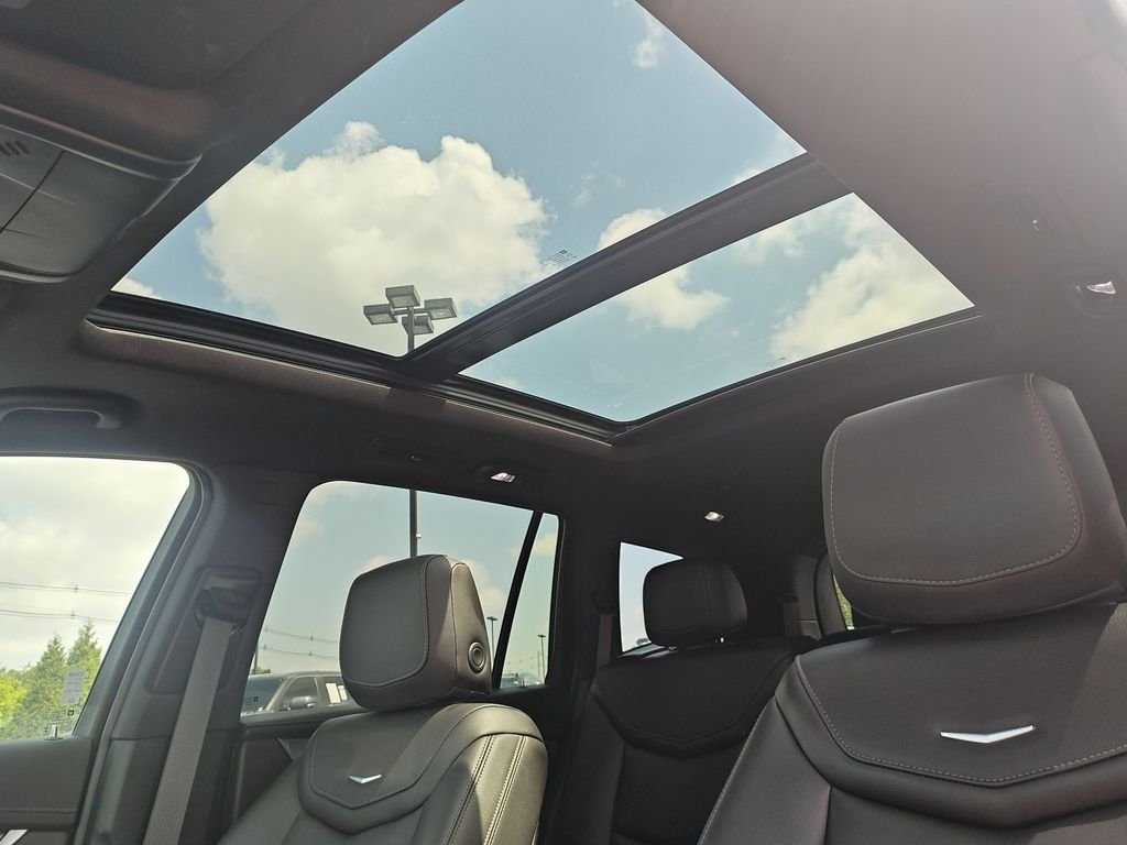 Used 2024 White Cadillac Luxury image 22