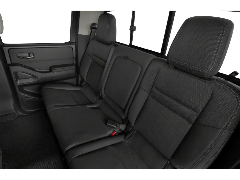 Used 2023 Gray Nissan SV image 8