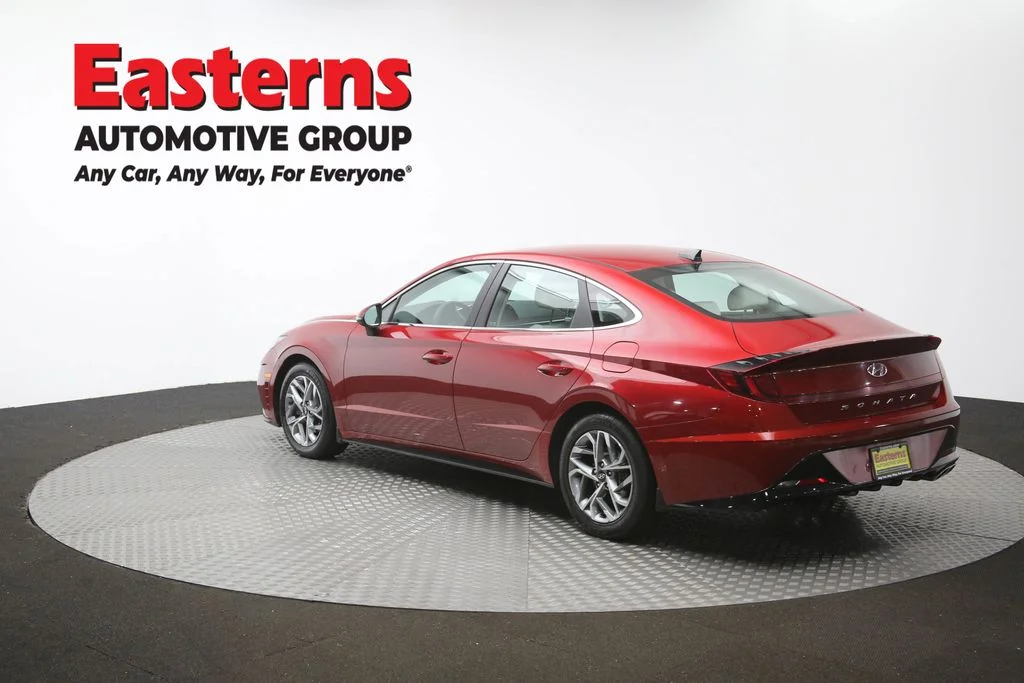 Used 2023 Red Hyundai SEL image 63