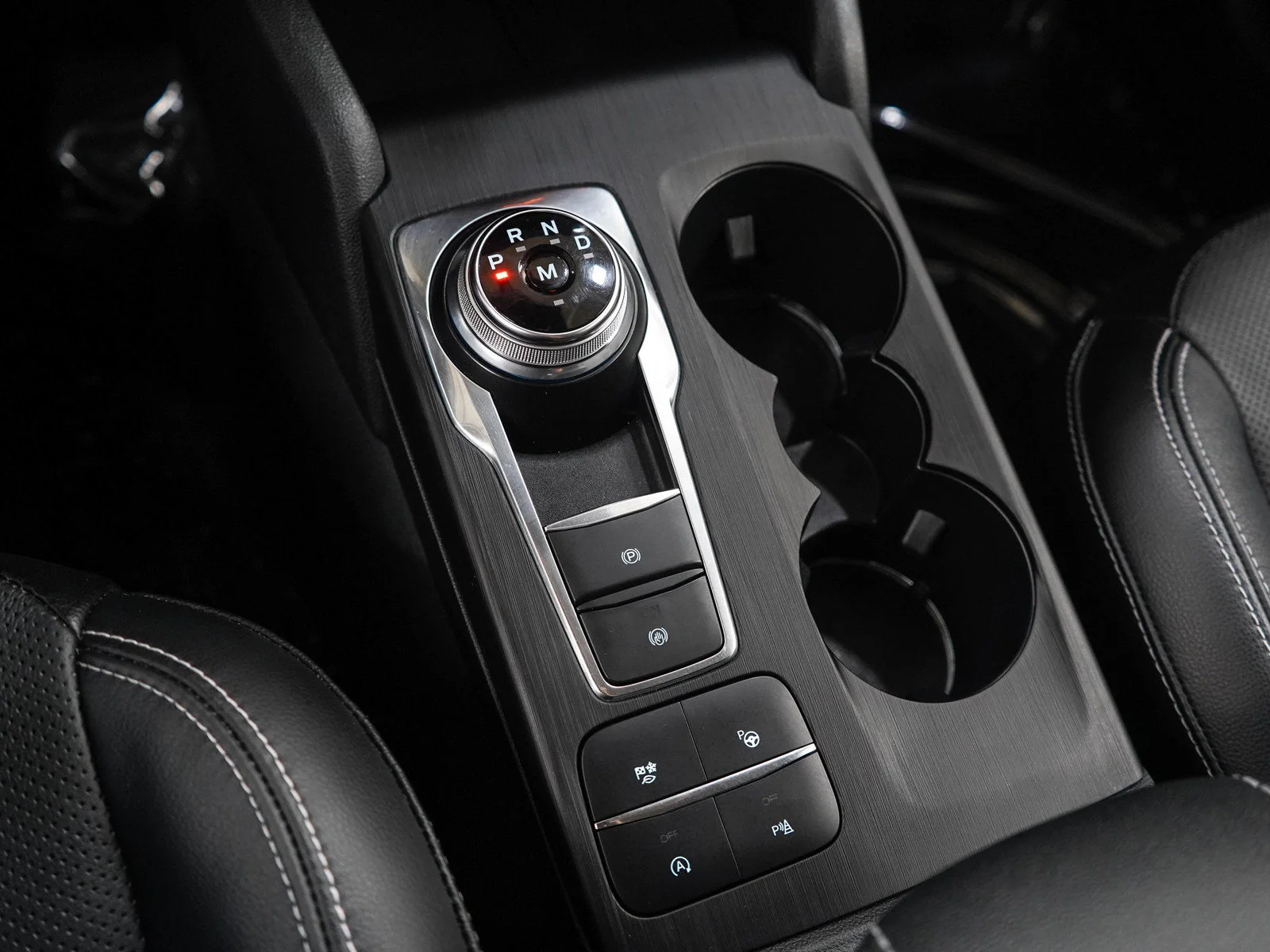 Used 2020 Black Metallic Ford Titanium image 23