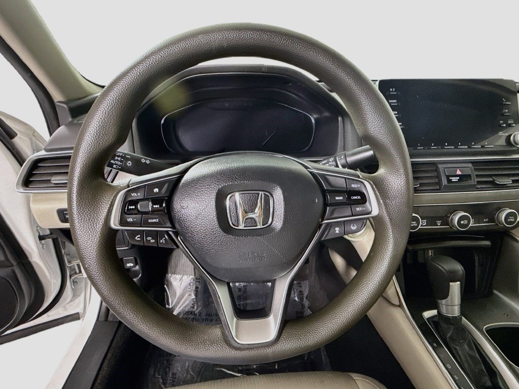 Used 2020 Platinum White Pearl Honda LX image 9