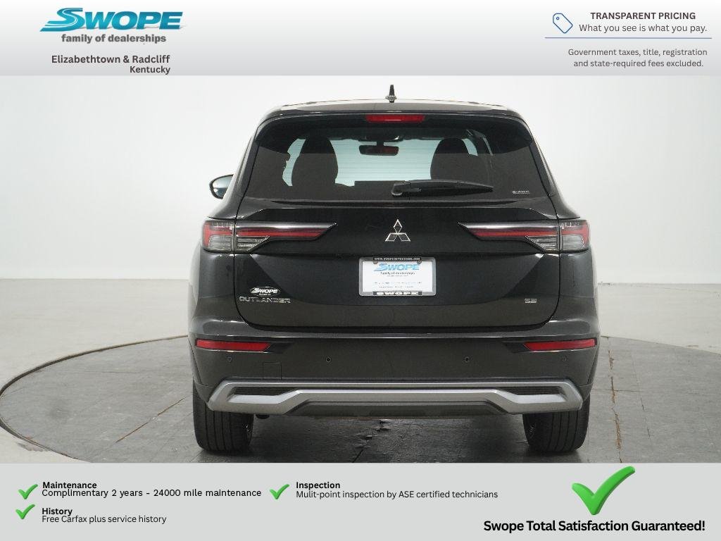 Certified Used 2025 BLACK Mitsubishi SE image 4