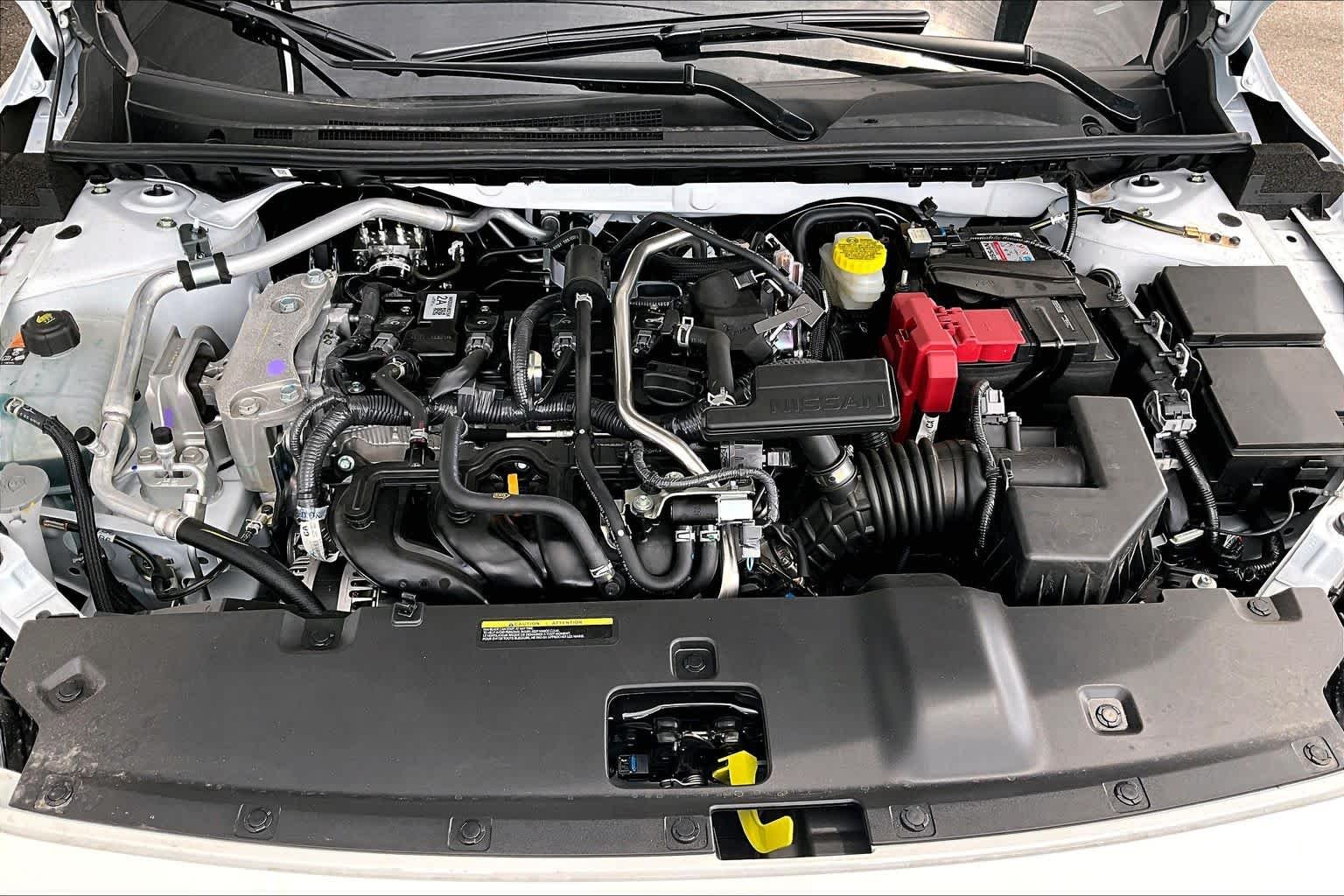 New 2026 Aspen White TriCoat / Super Black Two-tone Nissan SR image 16
