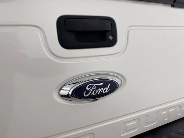 Used 2016 White Ford King Ranch image 41