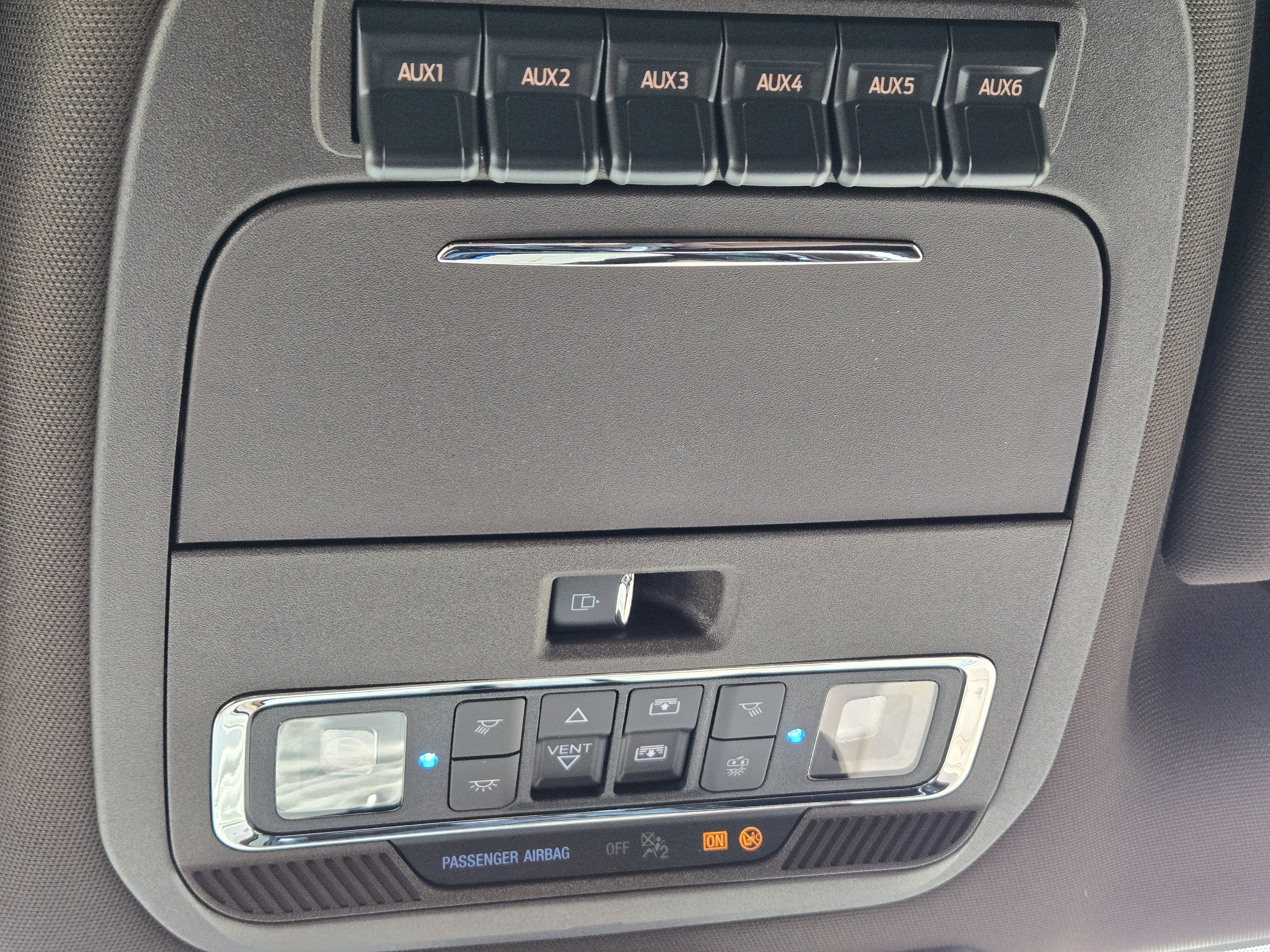 New 2026 Agate Black Metallic FORD F-350® King Ranch® image 36