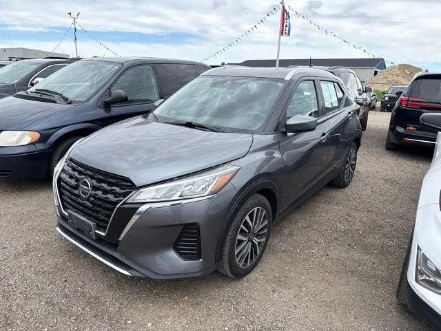 2021 Nissan Kicks 1.6 SV's photo