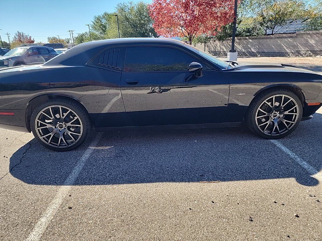 Used 2017 Black Dodge R/T image 6