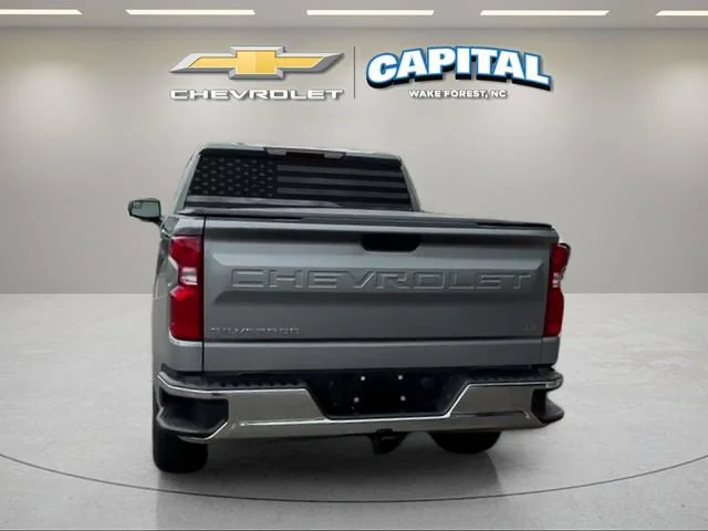 Used 2024 Sterling Gray Metallic Chevrolet LT (2FL) image 5