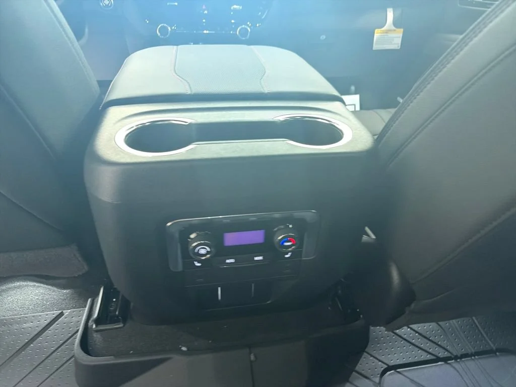 New 2026 Summit White Chevrolet RST image 18